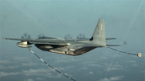 Hai máy bay hải quân Mỹ rơi ngoài khơi Nhật Bản