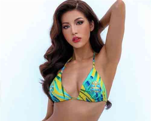 Minh Tú khoe bộ ảnh bikini rực lửa, nhận tin vui trước chung kết
