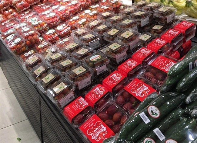 Công ty nông sản LangBiang đưa cà chua thân gỗ vào siêu thị với giá trị thực của nó nên được người tiêu dùng chấp nhận (Ảnh: VH)