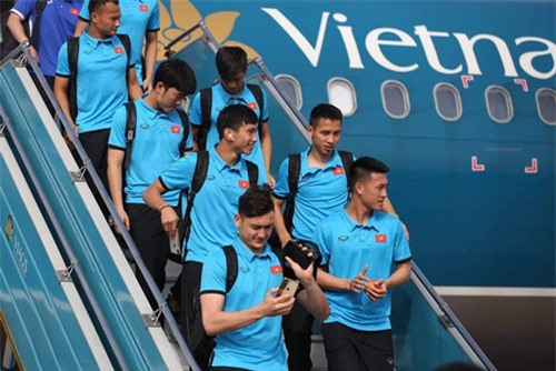 Đội tuyển Việt Nam lên đường sang Malaysia, quyết thắng chung kết lượt đi