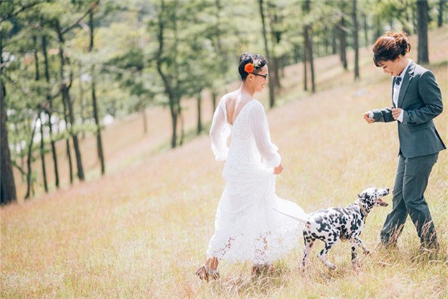 Cặp đôi có tính cách “trái dấu” này sẽ về chung một nhà vào tháng 2 năm tới để thực hiện lời hứa nắm tay nhau đi hết hành trình yêu.