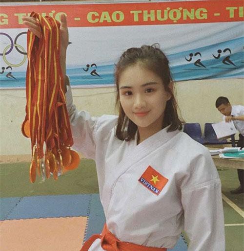 Người đẹp sinh viên kiêm võ sĩ karate là đại biểu Đại hội sinh viên toàn quốc