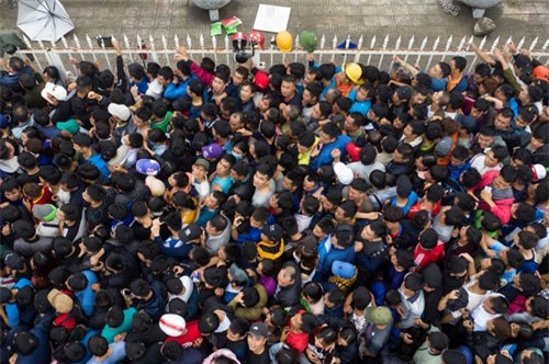 NÓNG: VFF có thể dừng hình thức bán vé online trận chung kết AFF Cup 2018