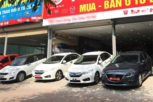 Ôtô cũ "đại hạ giá" nhưng vẫn ế ẩm