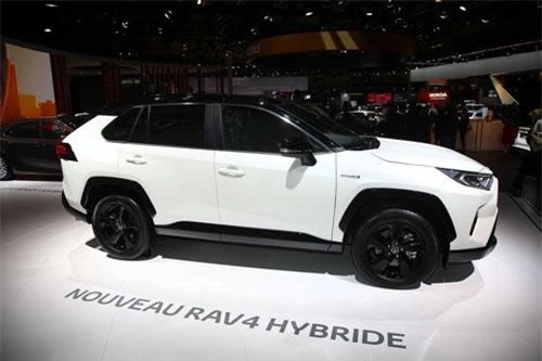 1. Toyota RAV4 Hybrid 2019.