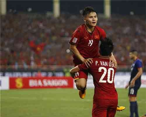 Thế hệ 2008 hài lòng với lứa đàn em Quang Hải, Văn Đức