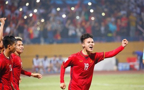 Lần đầu tiên trong lịch sử, một cầu thủ Việt Nam trở thành ứng viên của giải "Cầu thủ hay nhất châu Á"