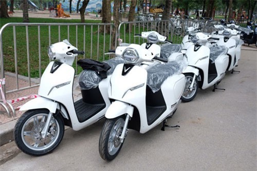 VinFast đặt trạm sạc ô tô, xe máy ở bưu điện, len lỏi tới cả vùng quê khắp Việt Nam