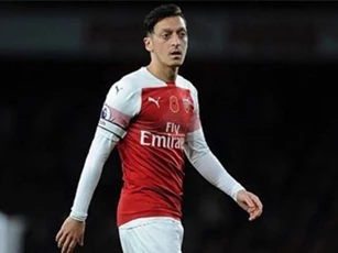 Arsenal chấn động với hình ảnh tiệc tùng thác loạn của dàn ngôi sao