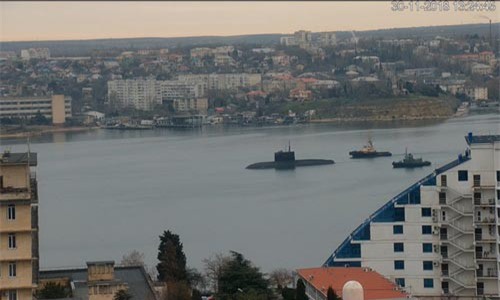 Nga bị nghi đưa tàu ngầm "Hố đen" đến eo biển Kerch giữa lúc căng thẳng với Ukraine