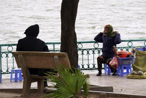 Hà Nội mưa rét, nhiệt độ thấp nhất 12-14 độ C