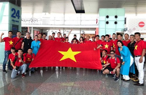 Nóng bỏng tour sang Malaysia xem ĐT Việt Nam đá chung kết AFF Cup 2018