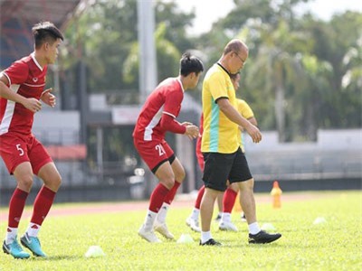 ĐT Việt Nam tính chiêu gì tái đấu Malaysia?