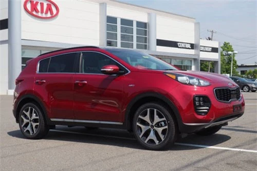 8. Kia Sportage 2019 (giá khởi điểm: 28.990 USD).