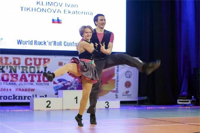 
Katerina Tikhonova tham gia một cuộc thi khiêu vũ thế giới năm 2014 tại Ba Lan (Ảnh: Reuters)

