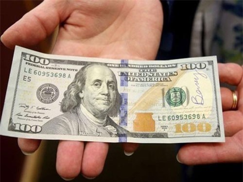 Thêm một doanh nghiệp bị phạt 70 triệu đồng vì kinh doanh vàng miếng và ngoại tệ trái phép