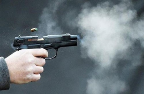 Truy xét nhóm côn đồ nghi bắn nam thanh niên ở TP.HCM