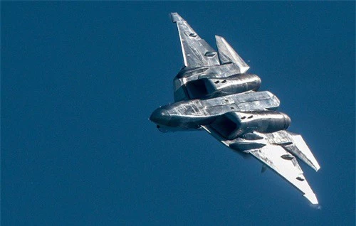 Máy bay chiến đấu phản lực thế hệ thứ năm Su-57 của Nga sẽ được trang bị tên lửa siêu thanh có đặc điểm tương tự như tên lửa Kinzhal,
