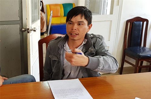 Lâm Đồng: Quên khóa ô tô, nữ tài xế bị "khoắng" sạch tài sản