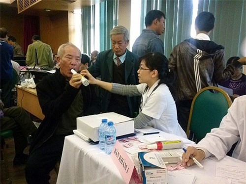 Khám, tư vấn miễn phí bệnh phổi tắc nghẽn mạn tính tại Hà Nội