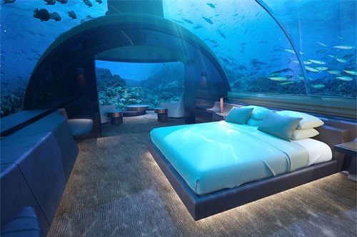 Clip: Bất ngờ trước vẻ đẹp của khách sạn dưới nước đầu tiên trên thế giới