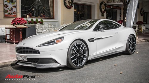 Aston Martin Vanquish Carbon Edition - Xe Anh khó lỗi thời của đại gia Việt