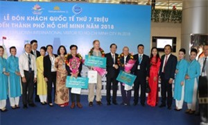 TP.Hồ Chí Minh: Đón vị khách quốc tế thứ 7 triệu trong năm 2018