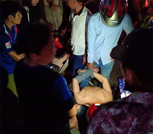 Nữ sinh thanh nhạc hạ gục 2 tên cướp bằng võ Vovinam