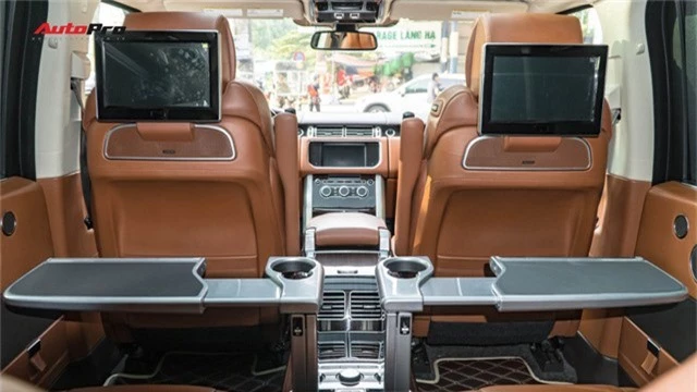 Range Rover Autobiography LWB Black Edition giá 8 tỷ - Giá của xe hiếm chỉ sản xuất 100 chiếc - Ảnh 12.