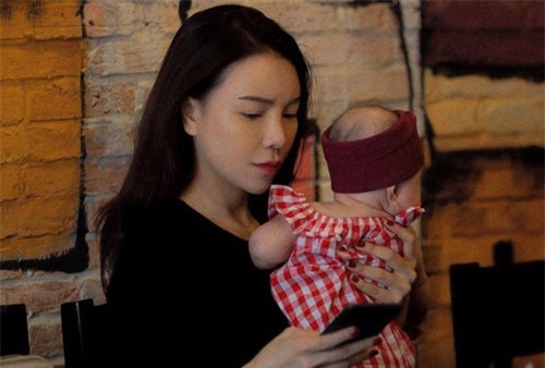Trà Ngọc Hằng bí mật sinh con gái được 4 tháng tuổi, hiện là mẹ đơn thân