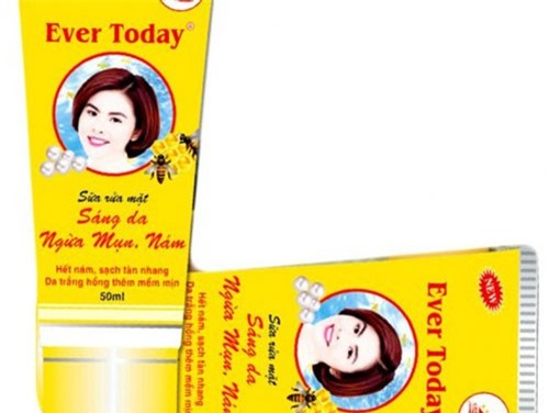 Thu hồi 1 loại sữa rửa mặt nhiễm khuẩn