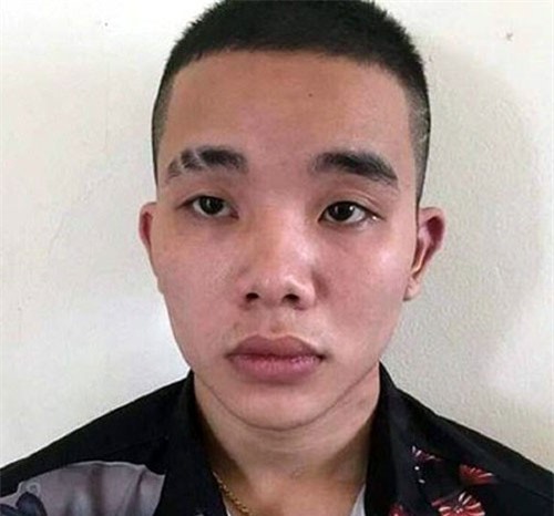 Hà Nội: Nữ nhân viên quán karaoke bị quản lý hiếp dâm