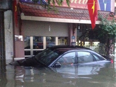 Có nên công khai các biển số xe bị ngập nước?