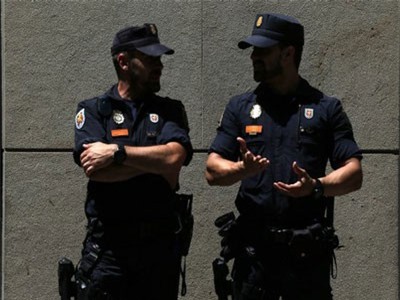 Cảnh sát Tây Ban Nha triệt phá đường dây buôn ít nhất 730 người Việt