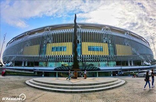 Giống “bóng xích” tại Mỹ Đình, người Mã cũng có bùa hộ mệnh cực khủng