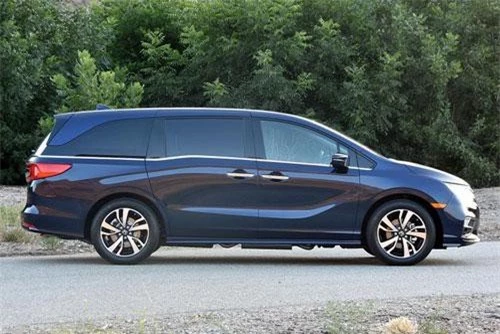 6. Honda Odyssey.