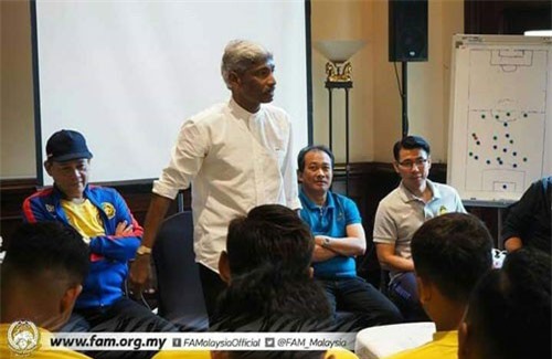 Cựu HLV Malaysia: Việt Nam có phong cách giống Thái Lan