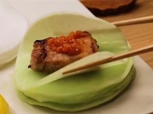 Clip: Cách làm củ cải muối cầu vồng đẹp đến ngỡ ngàng