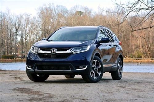 9. Honda CR-V (doanh số: 1.071 chiếc).