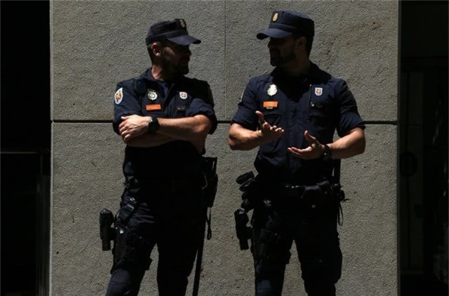 Cảnh sát Tây Ban Nha (Ảnh minh họa: AFP)