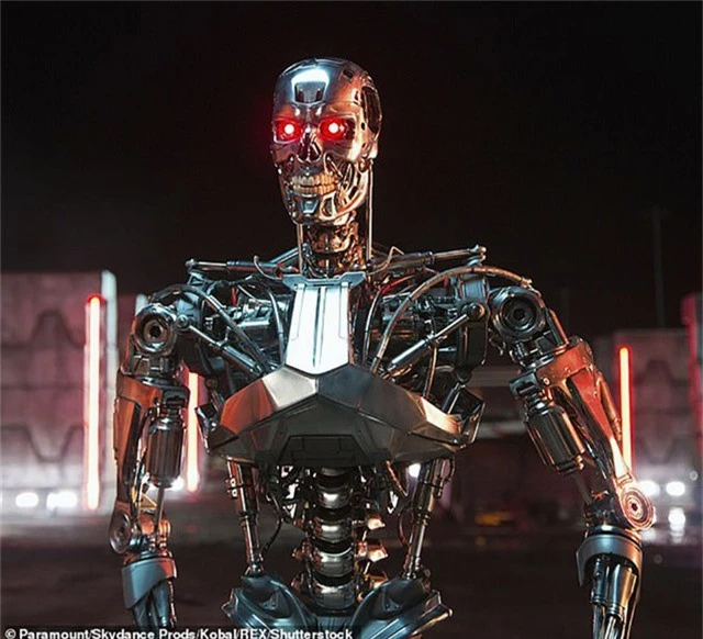 Các nhà khoa học đang lo lắng về tương lai của loài người khi các thế hệ robot có khả năng sát thương đang được phát triển.