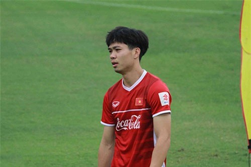 Đội hình Việt Nam đấu Malaysia: Công Phượng trở lại?