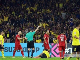 BLV Quang Tùng: "Văn Hậu còn thiếu nhiều kinh nghiệm"