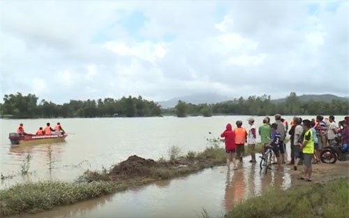 Đã tìm thấy 3 người mất tích do mưa lũ ở Bình Định