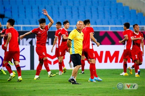“HLV Park sẽ giúp ĐT Việt Nam vô địch AFF Cup 2018, làm hấp dẫn hơn bộ phim về mình”