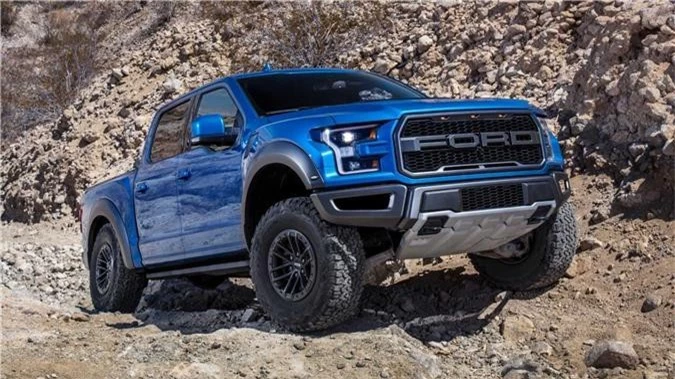 Đánh giá Ford F-150 Raptor 2019: Thay đổi nhỏ, hiệu quả lớn. Chỉ với một vài nâng cấp nhỏ nhưng vô cùng đáng giá, Ford F-150 Raptor 2019 đã trở thành một trong những chiếc bán tải có khả năng off-road hàng đầu hiện nay. (CHI TIẾT) Đánh giá Ford F-150 Raptor 2019: Thay đổi nhỏ, hiệu quả lớn. Chỉ với một vài nâng cấp nhỏ nhưng vô cùng đáng giá, Ford F-150 Raptor 2019 đã trở thành một trong những chiếc bán tải có khả năng off-road hàng đầu hiện nay. (CHI TIẾT)