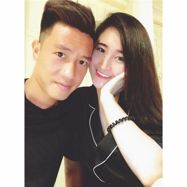 Thêm hình ảnh Huy Hùng và bạn gái