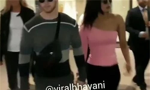 Nick Jonas và Priyanka Chopra trở về sau tuần trăng mật