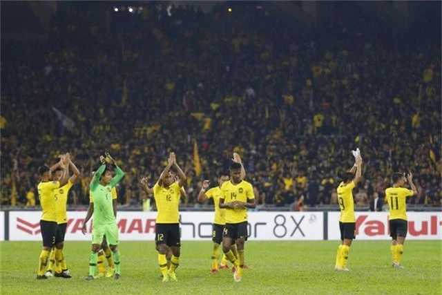 Những hình ảnh ấn tượng trong trận chung kết AFF Cup 2018: Kịch tính! - Ảnh 16. Những hình ảnh ấn tượng trong trận chung kết AFF Cup 2018: Kịch tính! - Ảnh 16.