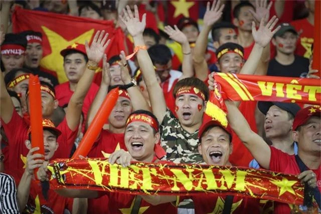 Những hình ảnh ấn tượng trong trận chung kết AFF Cup 2018: Kịch tính! - Ảnh 7.